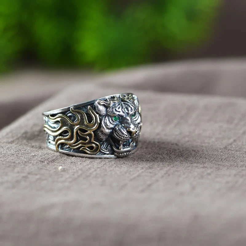 New Fashion Gold Silver Collision Tiger Ring Male Finger Accessories Domineering Tiger Crystal Eye Ring Male Jewelry Open Size