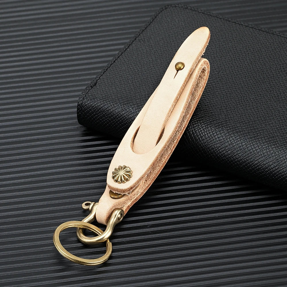 MKENDN Handmade Vegetable Tanned Cowhide Keychain for Men Women Simple Car Key Pendant Brass Horseshoe Buckle Waist Hanging