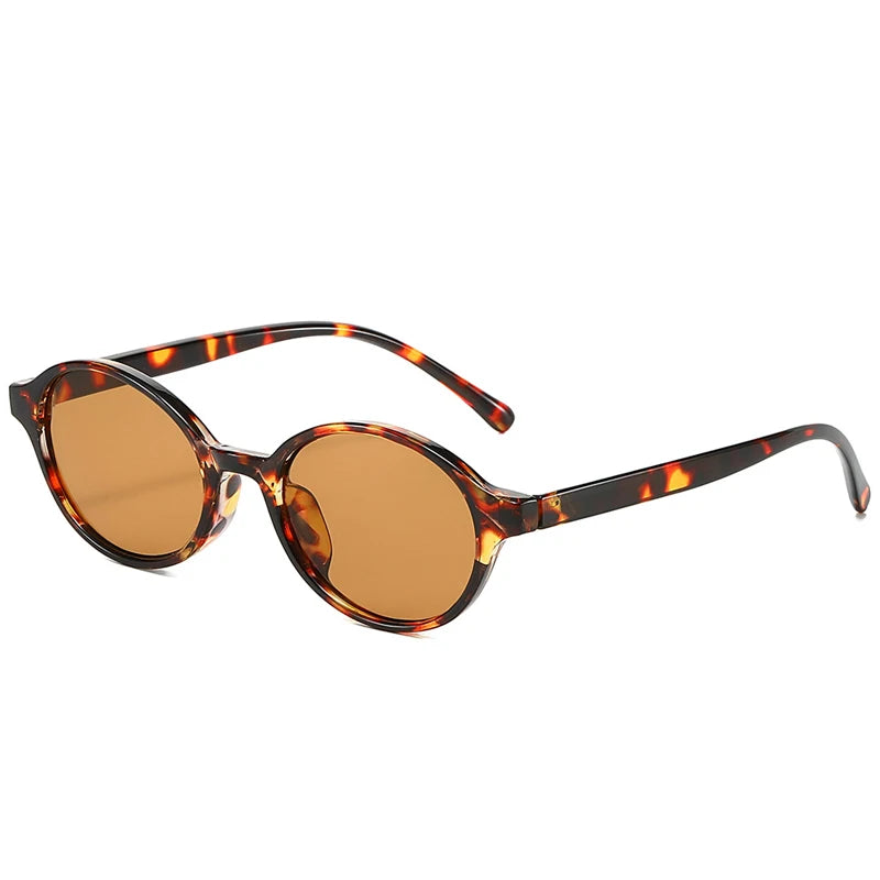 Lunettes de soleil léopard ovales sexy pour femmes, design de marque de luxe, jolies lunettes sans maquillage, monture unie, lunettes pour hommes, lunettes mignonnes