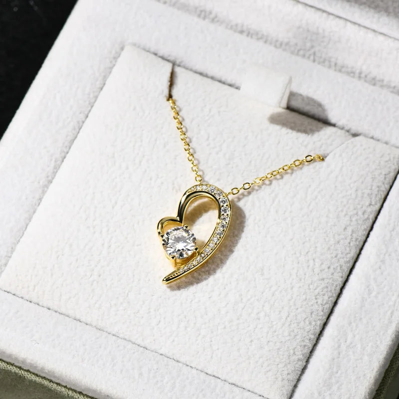 OXTAO GRA 1.0ct Moissanite Heart Shape Pendant Necklace Female Jewelry Real 925 Silver Clavicle Chain Necklace Fine Jewelry Gift