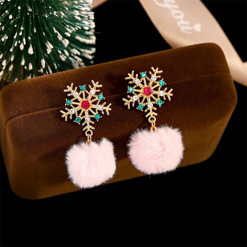 Exquisite Zircon Snowflake Pearl Earrings for Women Shiny Crystal Xmas Tree Round Ball Hanging Earring Christmas Daily Jewelry