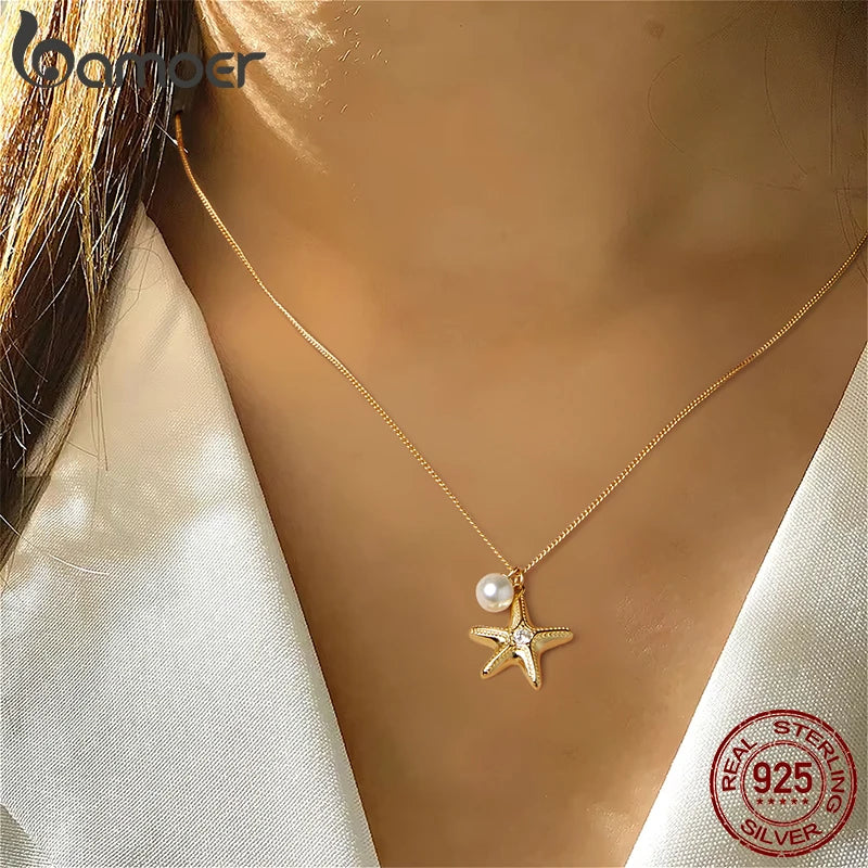 BAMOER Halskette mit Seesternanhänger aus 925er Sterlingsilber, runden Perlen und einer schlichten Gliederkette aus 18-karätigem Gold – ein elegantes Geschenk für Damen