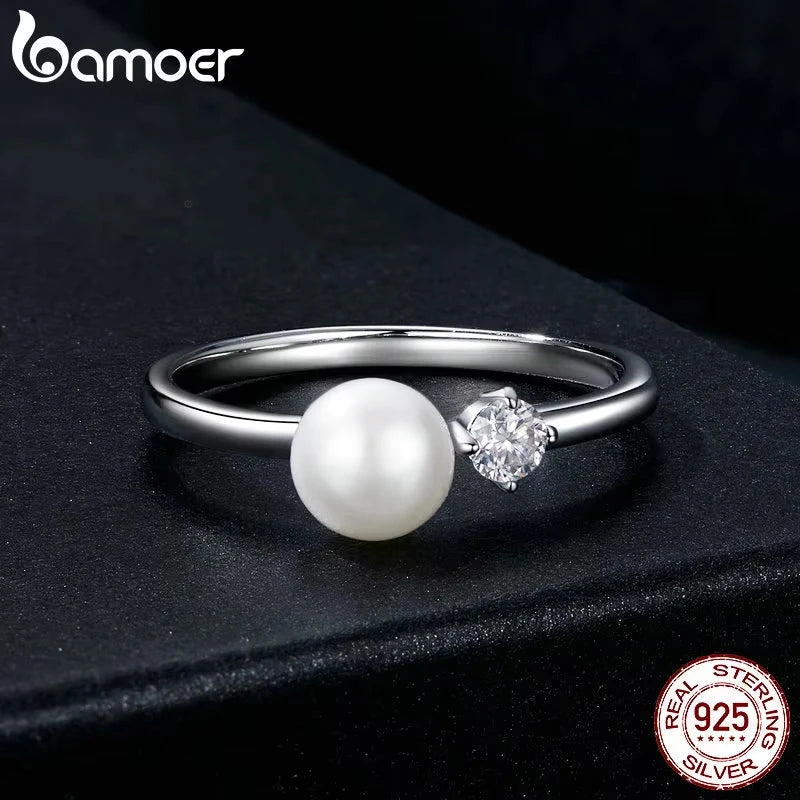 BAMOER Luxury Natural Pearl Moissanite Ring for Women, 925 Sterling Silver Elegant Anniversary Statement Gift Fine Jewelry