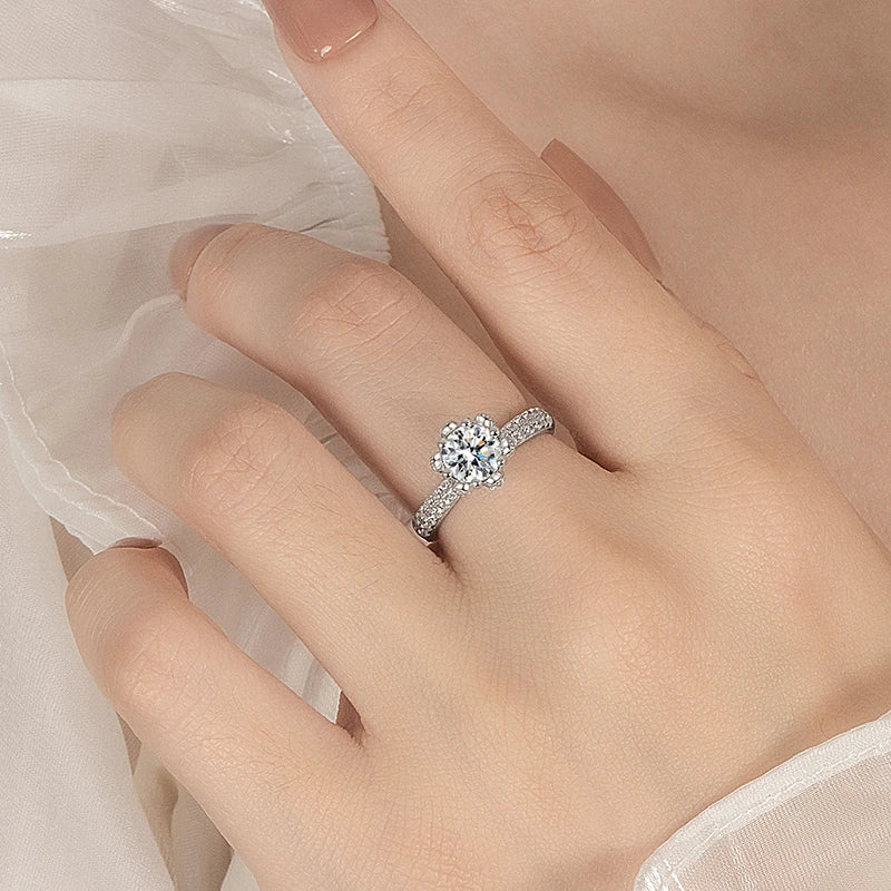 PERMANY 1-5CT Moissanite Ring S925 Pure Silver Six Claw Petal Design Bridal Eternal Ring Women's Wedding Jewelry