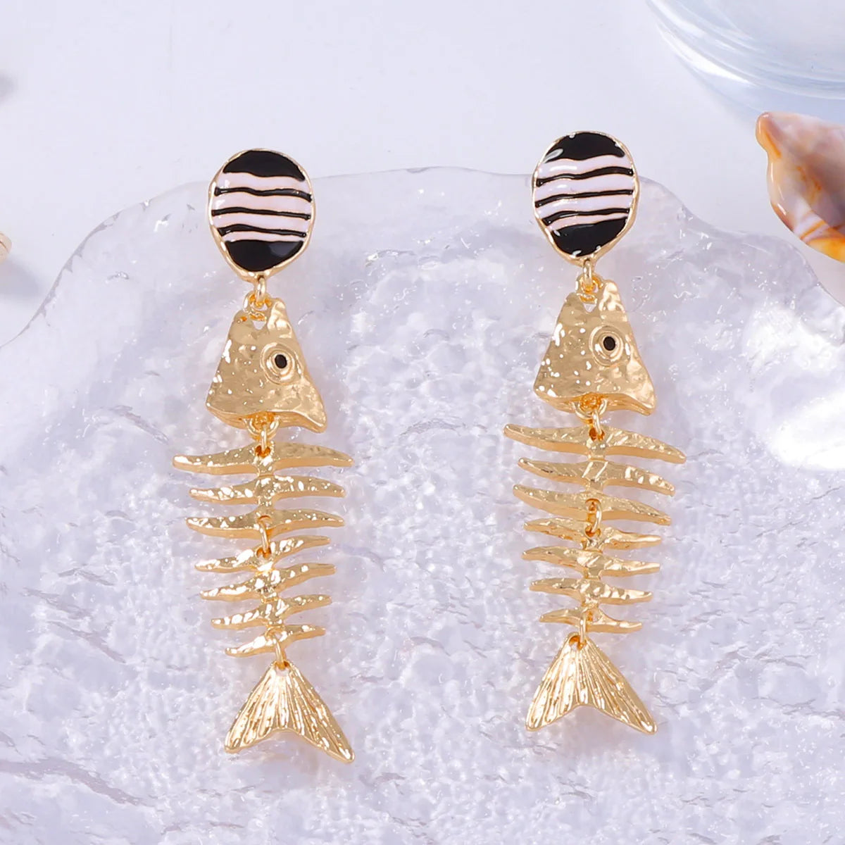 ZAA Personalized Trendy Retro Fish-bone Ocean Leisure Earrings