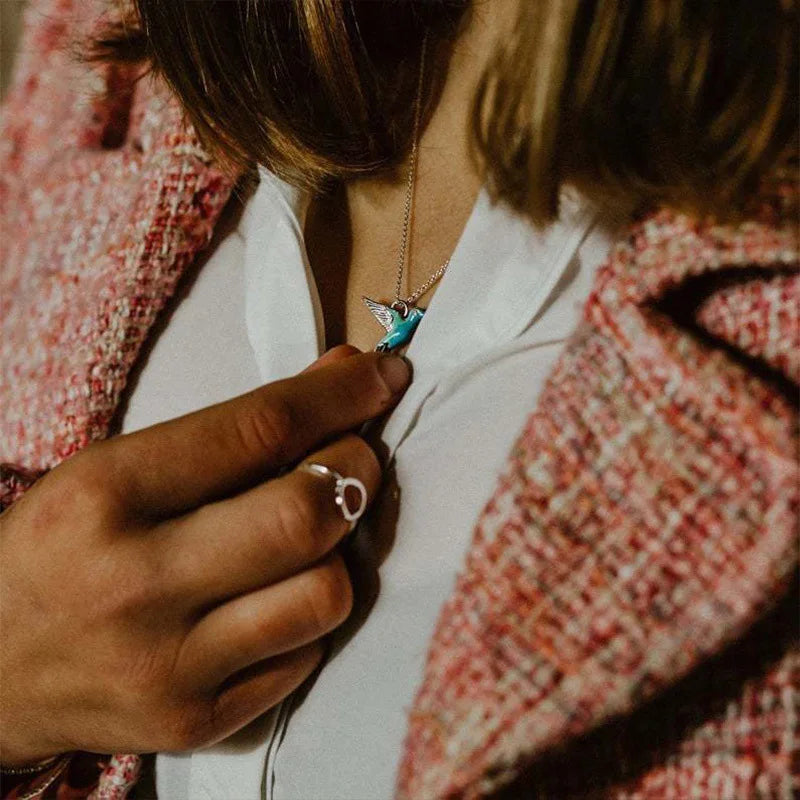 Hummingbird Chain Necklace Exquisite Blue Enamel Bird Pendant Clavicle Chain Necklace For Women Party Anniversary Jewelry Gifts