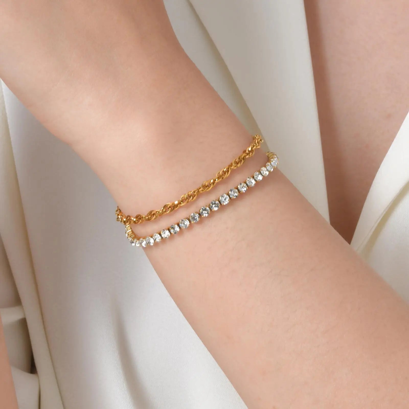 Vnox Stainless Steel Cubic Zirconia Chain Bracelet For Women Double Layer Twist Chain Charm Bracelet Luxury Jewelry Girls Gifts