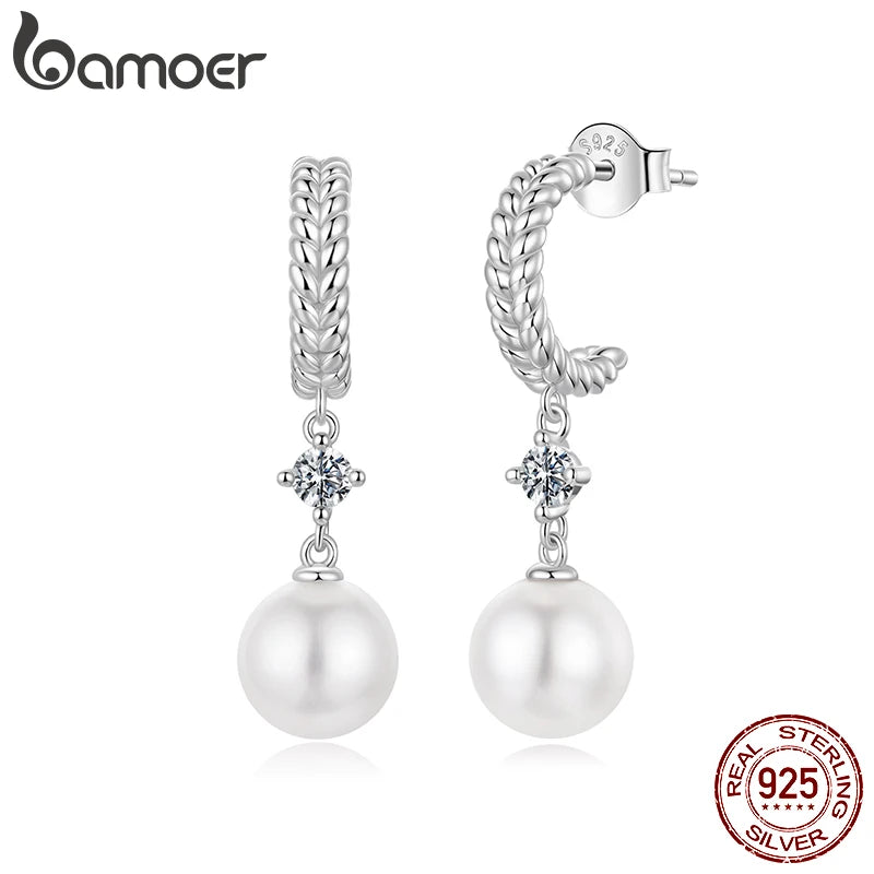 BAMOER Ohrstecker mit gedrehtem Haken und Moissanit, hypoallergene Tropfenohrringe mit rundem Labor-Diamanten, elegantes Geschenk für Damen