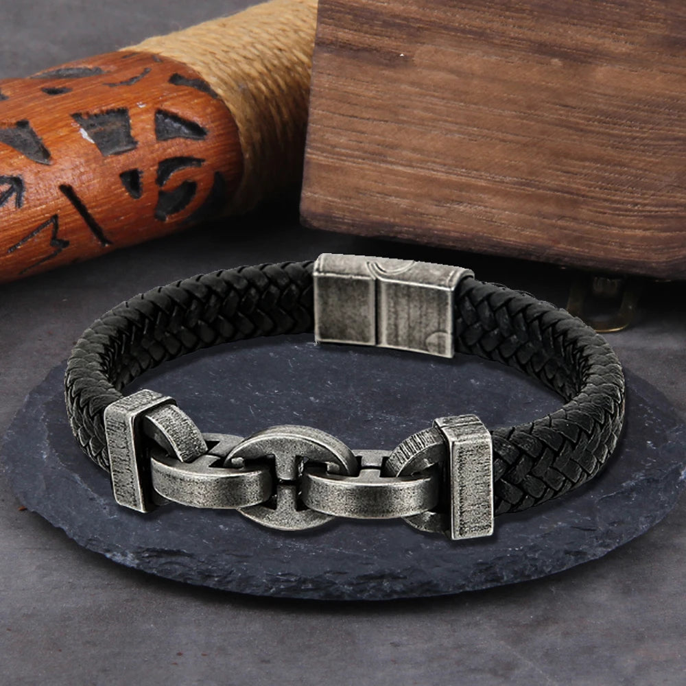 Genuine Leather Bracelet Infinity Shape Special Popular Pattern Men's Bracelet for Men Stainless Steel Jewelry Accessories Gift
