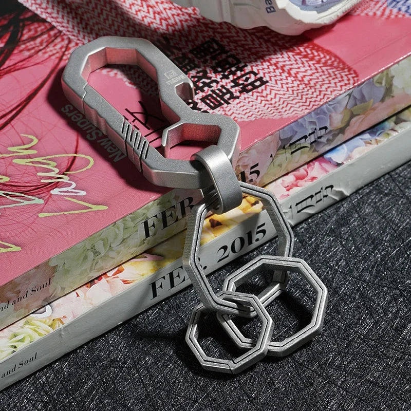 Real Titanium Alloy Key Rings Keychains Square Octagon Pendant  Buckle  Man Car Keychain for Male Creativity Gift Wholesale
