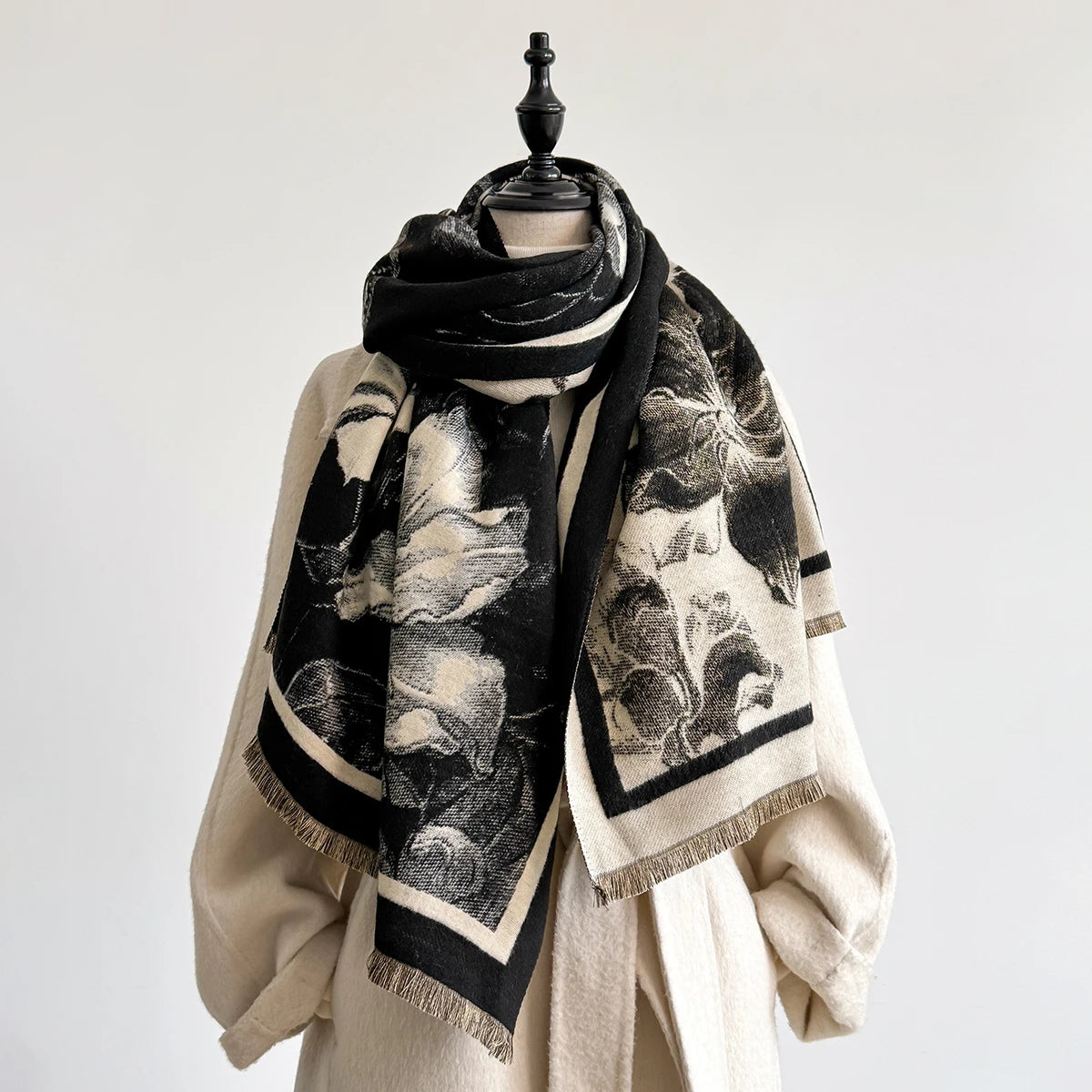 New Luxury Brand Cashmere Print Scarf for Women  Winter Warm, Shawl and Wrap Style, Bandana , Female Foulard Blanket Poncho