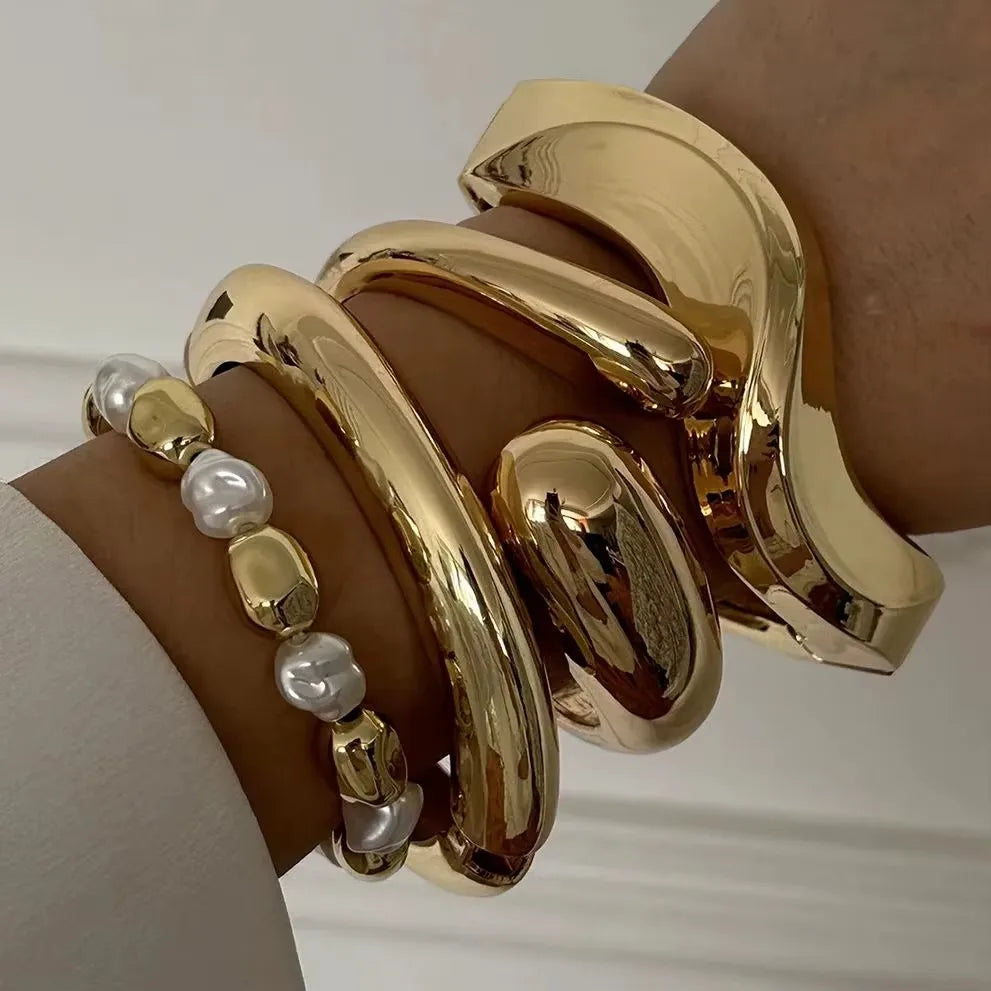 Vintage Metal Irregular Wave Twist Bracelet for Women Gold Color Exaggerated Chunky Cuff Bangle Hip Hop Party Punk Jewelry Gift