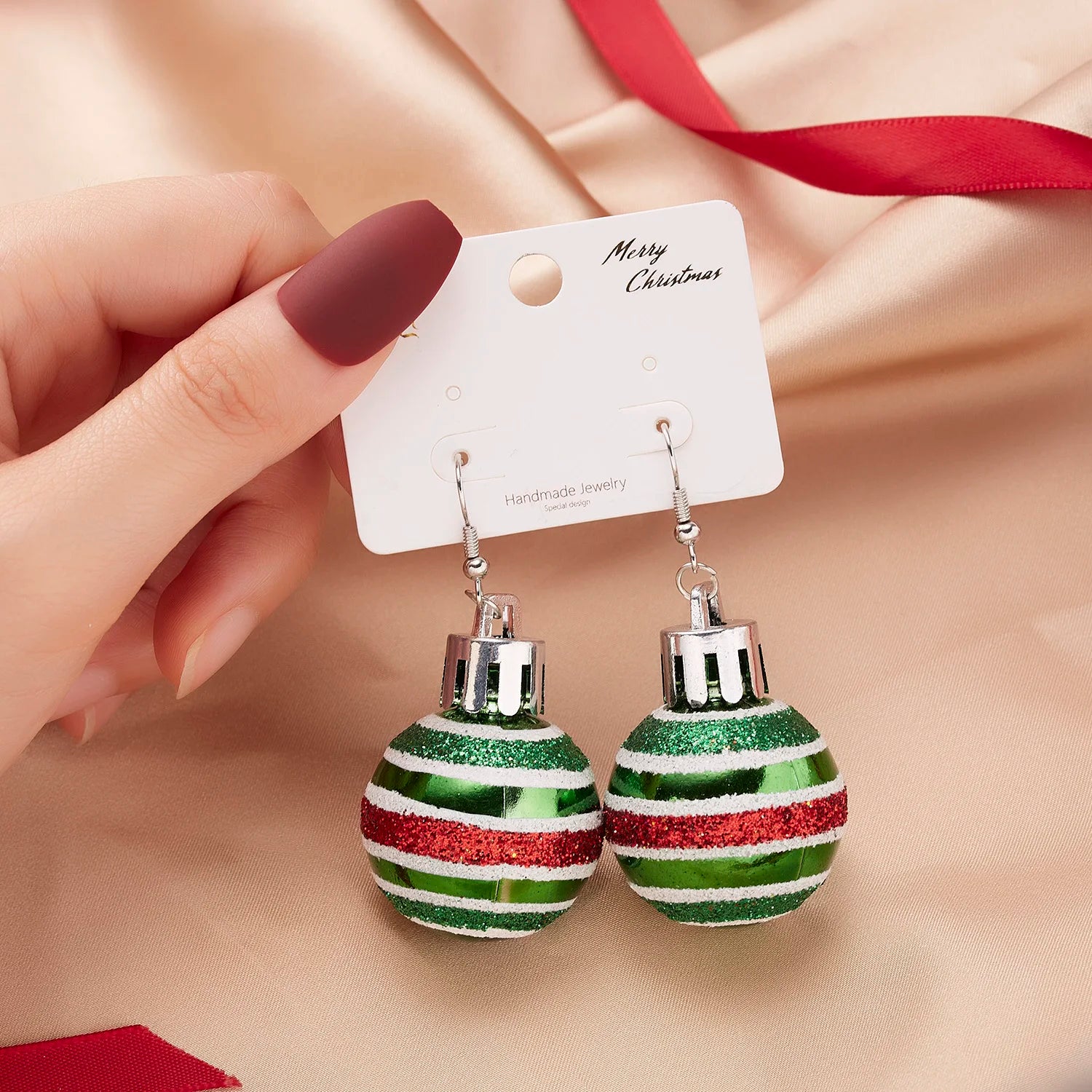 Christmas Tree Bells Round Ball Drop Earrings For Women Shiny Snowflake Stars Sequins Bulb Earring Festival Girls Party Jewelry