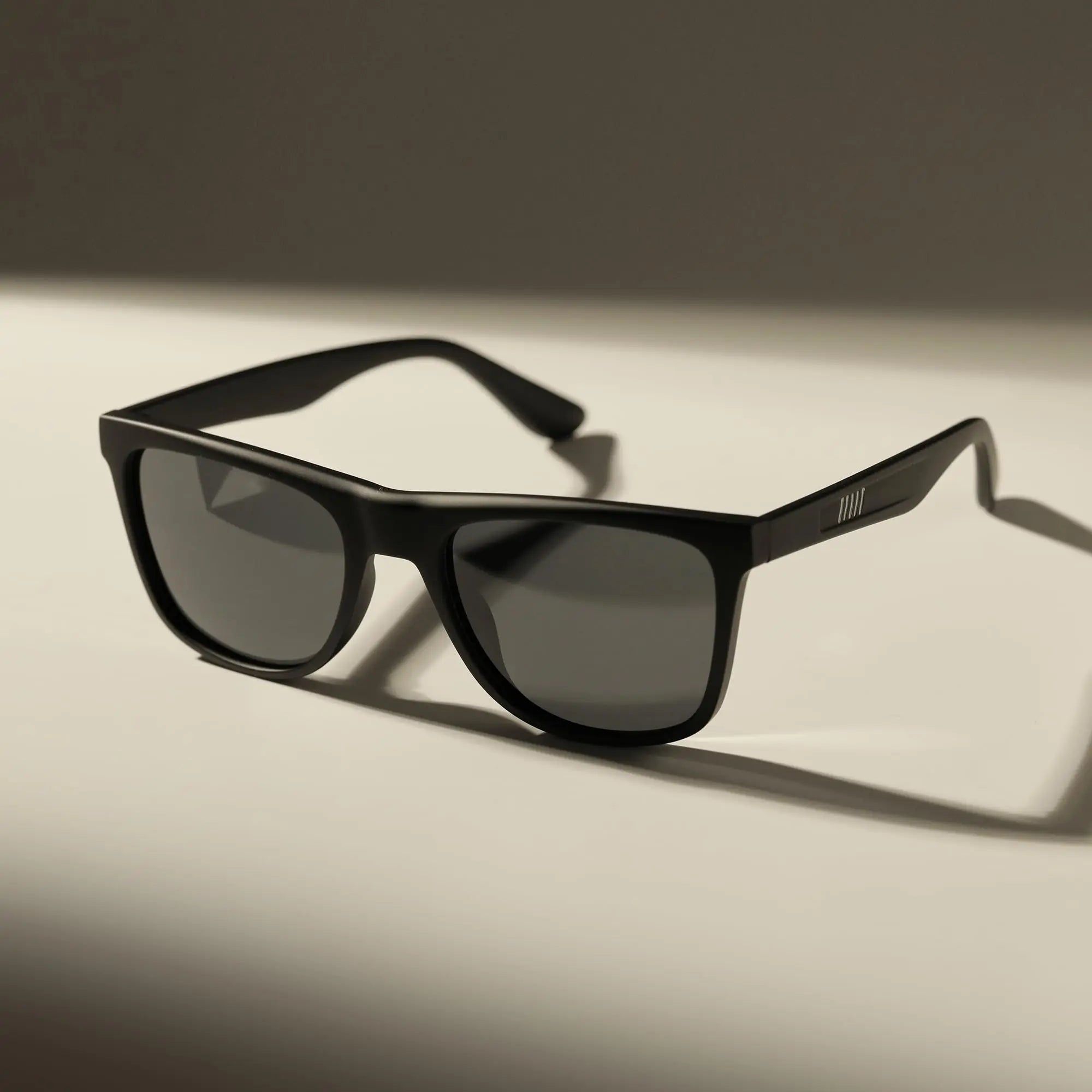 Luxury Square Vintage Polarized Sunglasses For Men Women Fashion Travel Car Driving Anti-glare Sun Glasses Male Eyewear UV400 - Madeinsea©