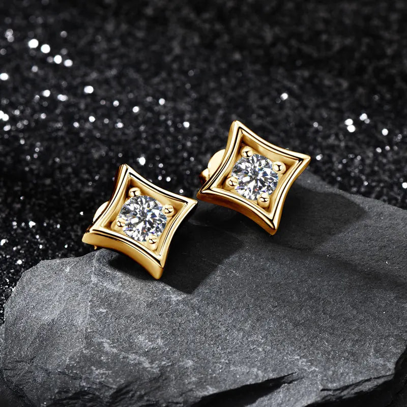 OXTAO Sparkling VVS1 D Color 5MM Moissanite Stud Earrings 925 Sterling Silver Round Cut Birthday Party Fine Jewelry Gift