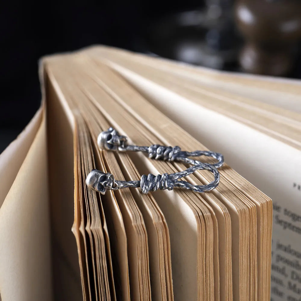 MKENDN 925 Sterling Silber Kreativer Retro Totenkopf-Anhänger Ohrhänger im trendigen Street-Punk-Stil für Damen und Herren