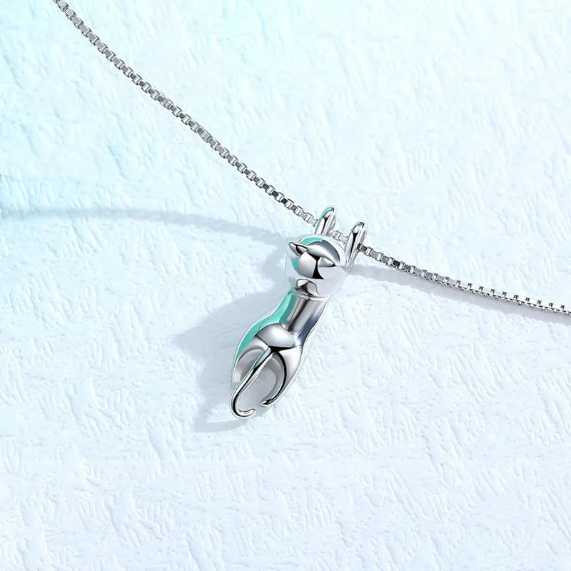Ensemble de bijoux en argent sterling 925 (poinçon S925) : collier et boucles d'oreilles représentant un adorable chat. Cadeau idéal pour femme ou fille.