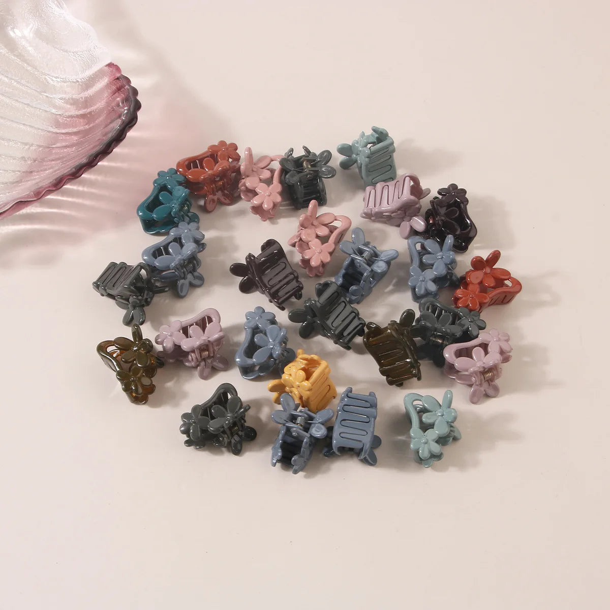 10Pcs Small Hair Claw Clip For Kids Korean Mini Candy Color Butterfly Flower Heart Geometric Girls Cartoon Hair Accessories