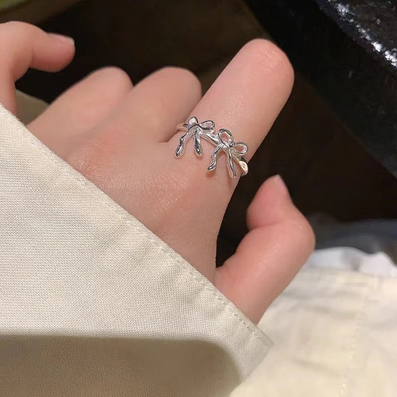 Fashion Bow Ribbon Rings For Women Girls Silver Color Sweet Cute Geometric Bow Knot Opening Finger Ring Wedding Party Jewelry