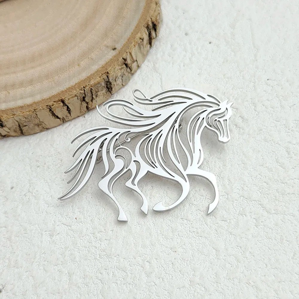 Original innovative running horse hollow stainless steel gold-plated 18K brooch, suit lapel pin, waterproof formal fittings