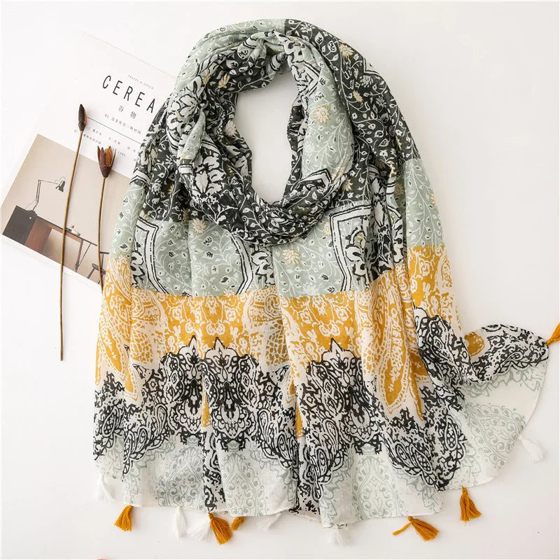 2024 Designer Brand Women Scarf Classical Print Lady Shawls Cotton Feeling Soft Oversize Hijabs Neck Headband Tassel Foulard