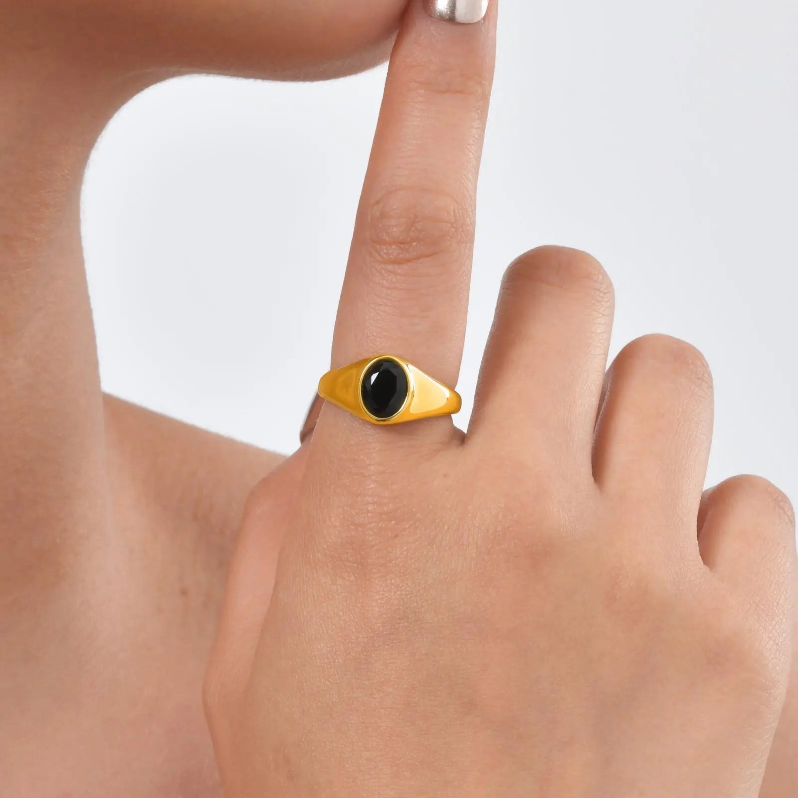 Vnox Minimalist Round Zircon Inlaid Rings For Women Men Stainless Steel Gold Color Elliptical Stone Ring Jewelry Never Lose - Madeinsea©