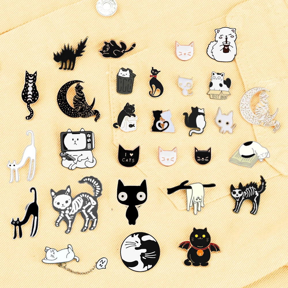 Cat Lover Collection Brooches Cute White Black Cat Badges Pins Sleepy Hug Kitty Enamel Pins Coat Hat Animal Decoration Jewelry