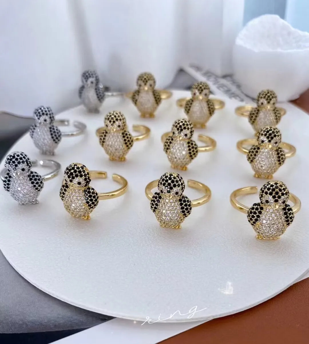 5 Stücke Neue Persönlichkeit Tier Design Trend Schmuck Schwarz Weiß Zirkon Pinguin Ringe für Frauen Geschenke