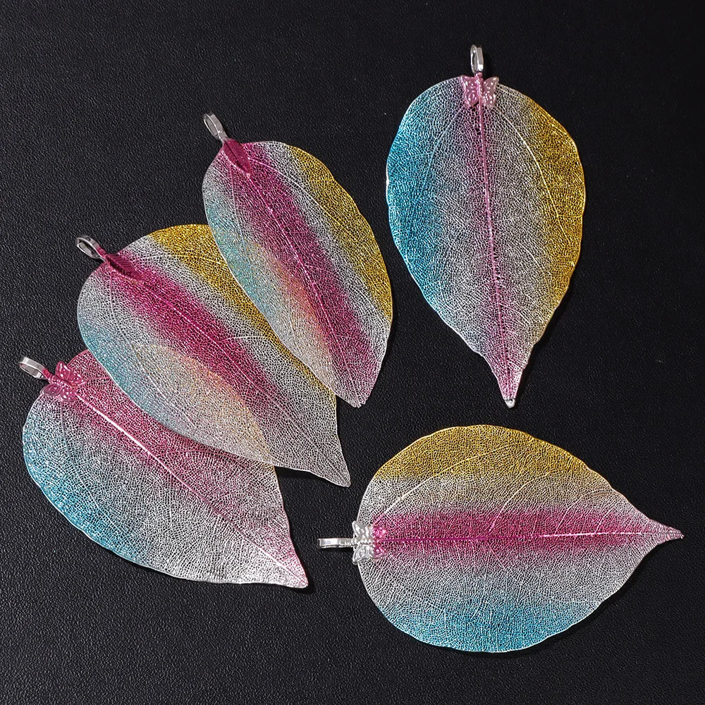 Pendentif en métal avec de véritables feuilles naturelles multicolores, idéal pour la création de bijoux (boucles d'oreilles, colliers, etc.) - Lot de 5