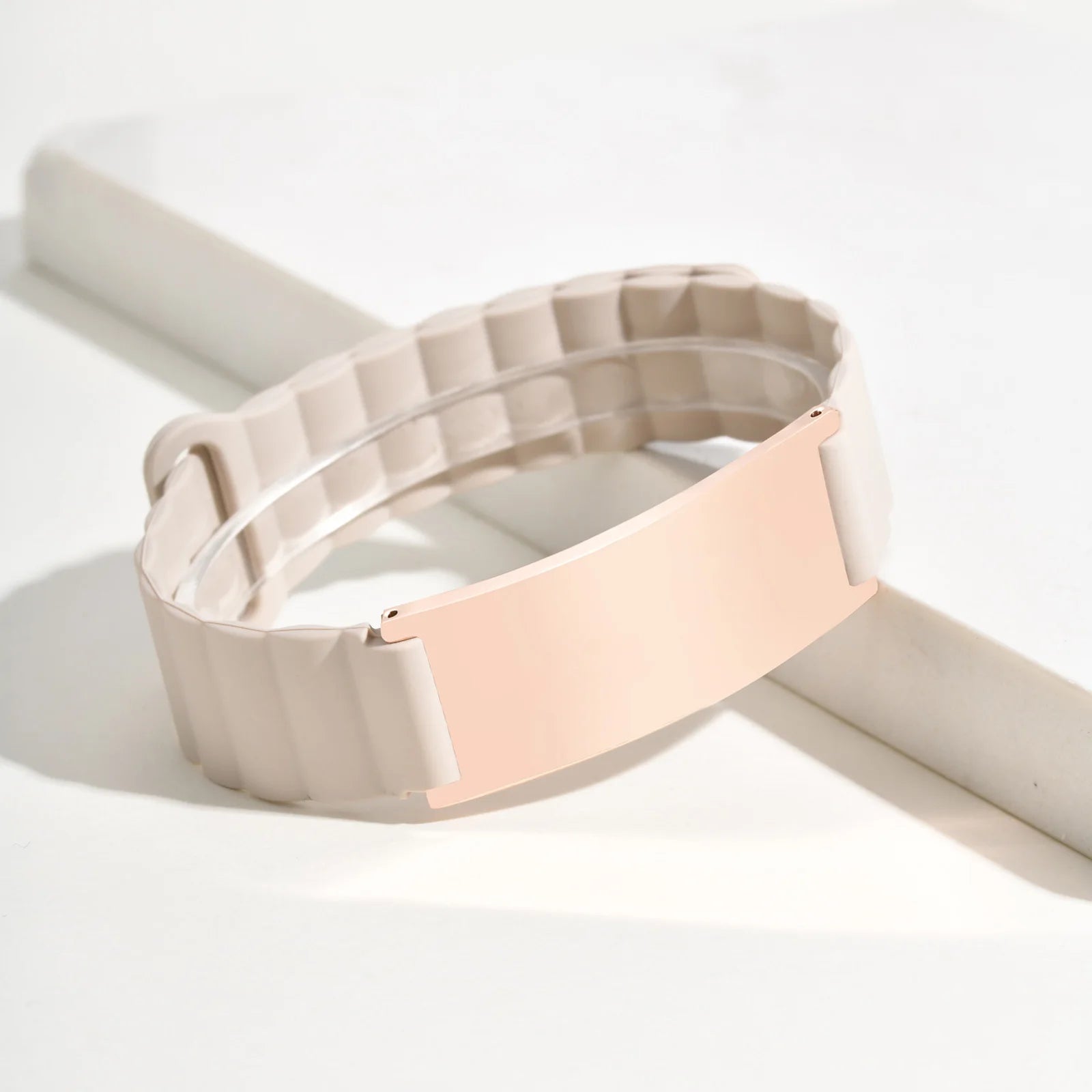 Vnox Free Engraving Magnetic Silicone Bracelet For Women,Stainless Steel Curved Nameplate Bracelet Bangle,Customizable Jewelry