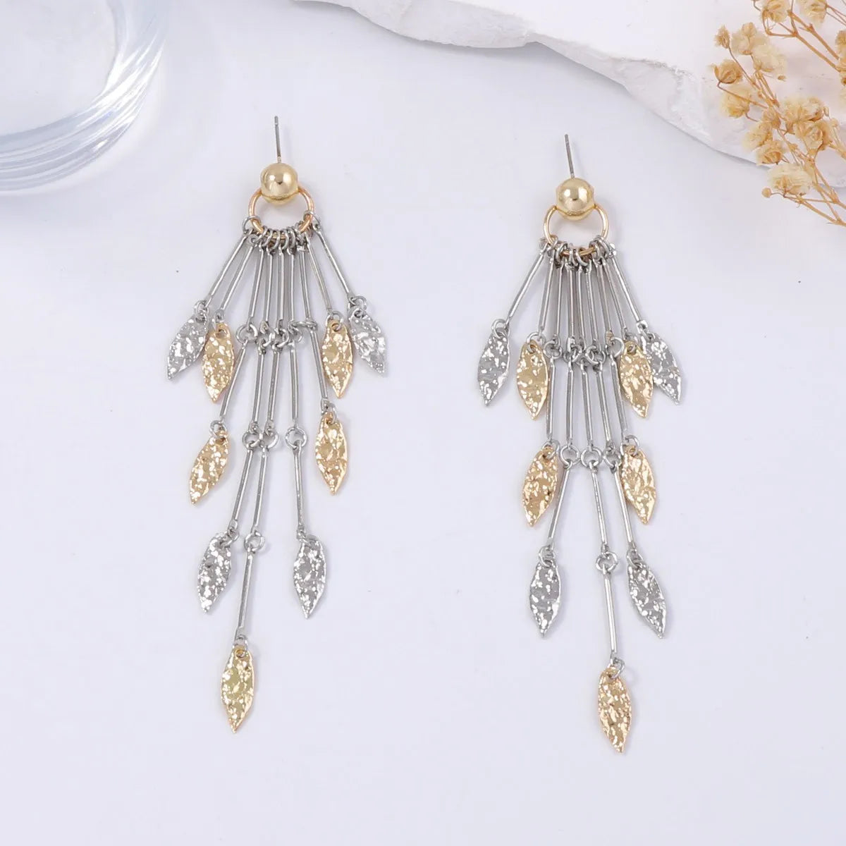 ZAA Luxury Retro Long Tassel Geometric Leaf Splicing Temperament Earrings