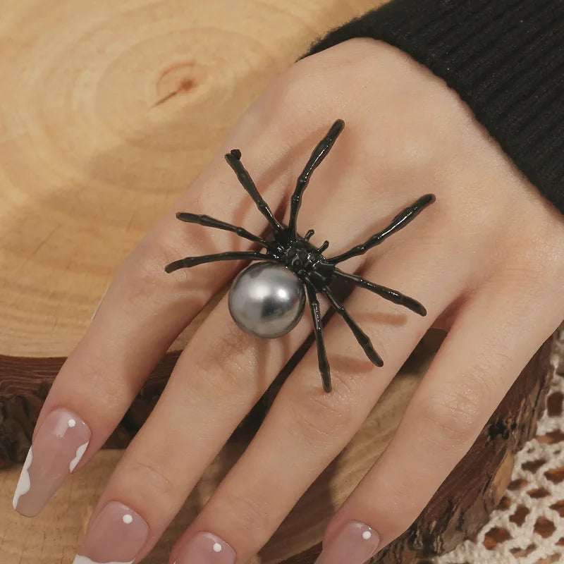 Halloween Exaggerated Spider Rings for Women Gothic Aesthetic Dark Animal Imitation Pearl Finger Ring Men Party Punk Jewelry