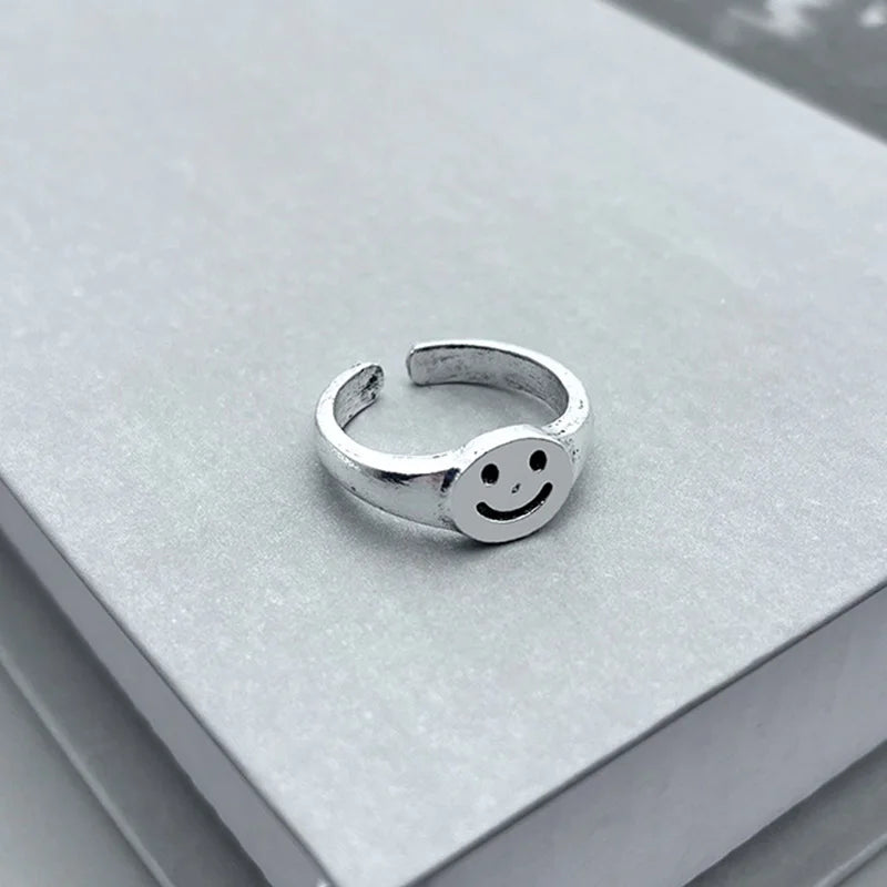 Retro Smile Face Ring For Men Women Silver Color Punk Gothic Rock Hiphop Open Ring Handmade Designer Jewelry Unisex Accessories