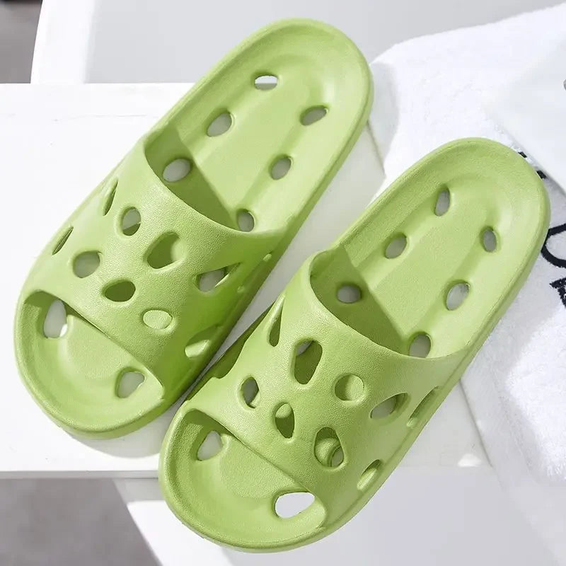 Summer Cloud Slippers Women Men Flip Flops Beach Sandals Bathroom Non-Slip Slides Women Slippers Indoor House Shoes Man Slipper