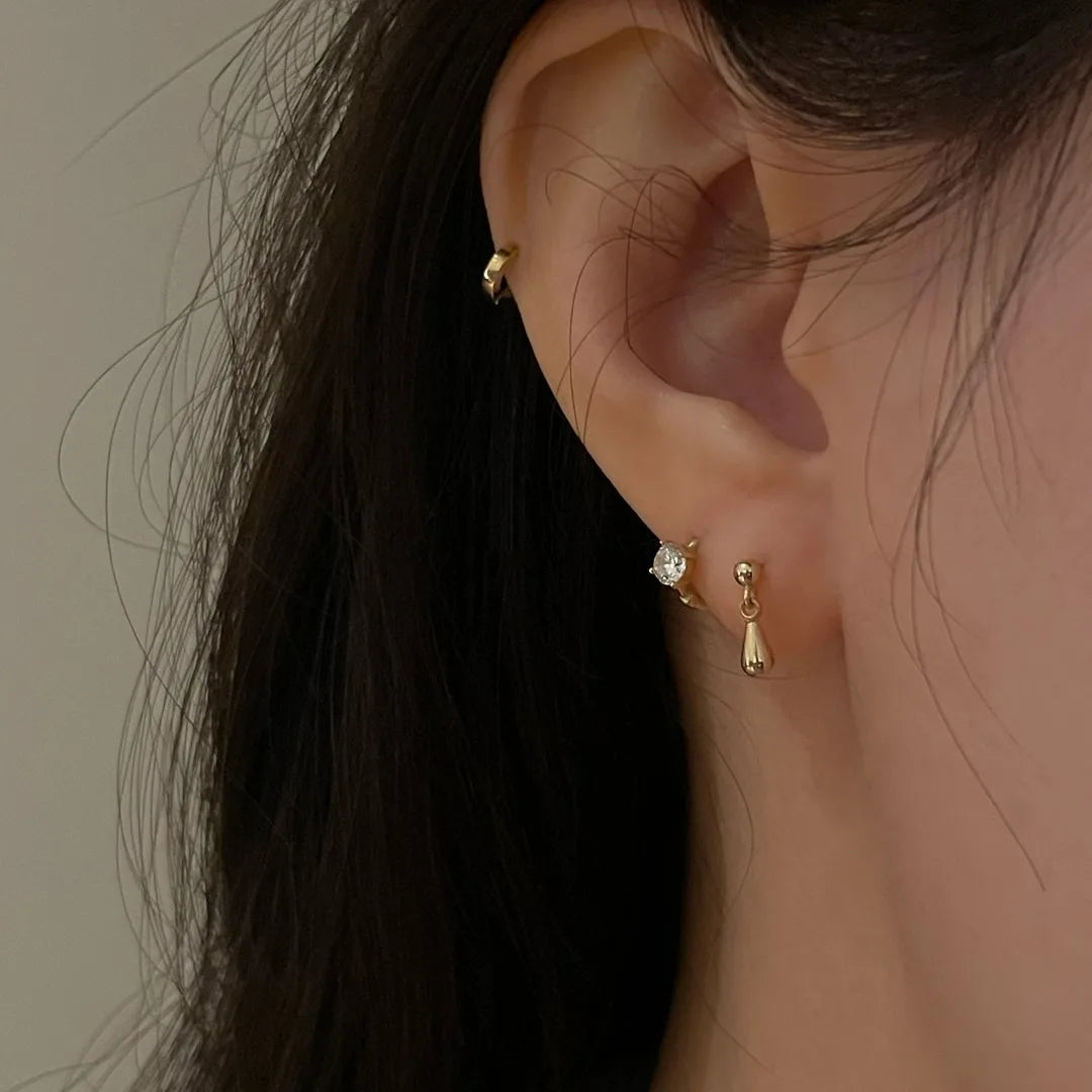 924 Sterling Silber vergoldet 14 Karat Gold Mini Wassertropfen Ohrringe für Frauen einfache süße Alltagsschmuck Accessoires