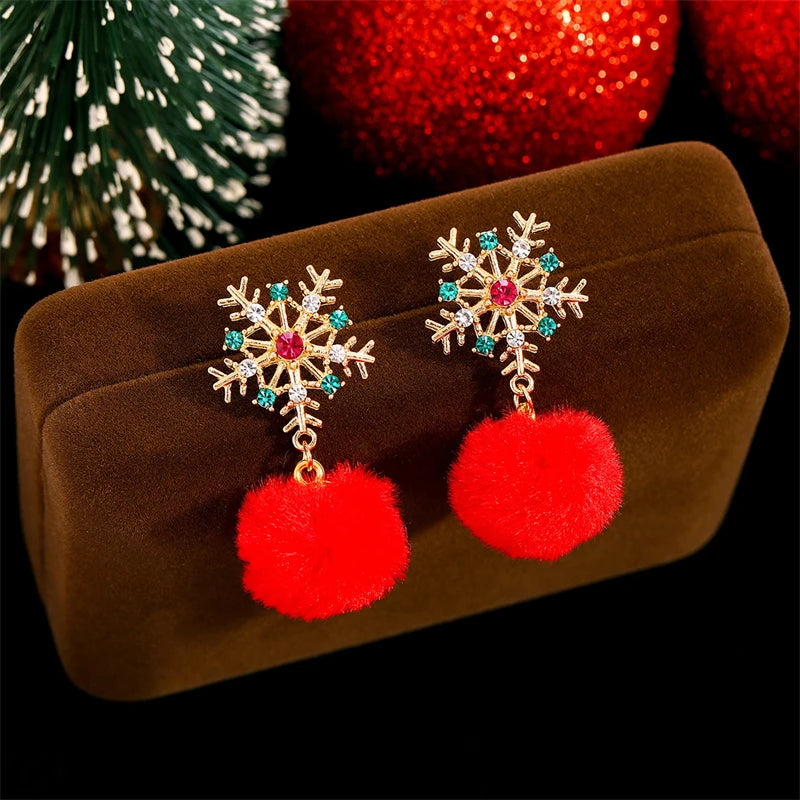 Exquisite Zircon Snowflake Pearl Earrings for Women Shiny Crystal Xmas Tree Round Ball Hanging Earring Christmas Daily Jewelry