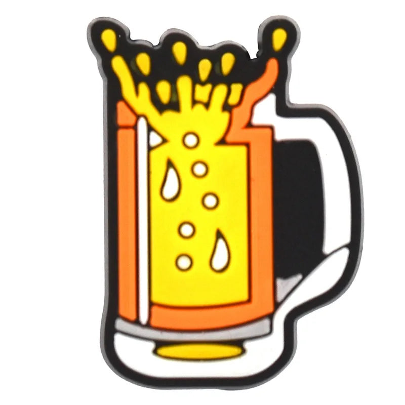 1 pièce de breloques en PVC pour chaussures Crocs, motif poulet à la bière, accessoires de bricolage, badge unisexe, boucle pour sandales, décoration pour jeans enfant.