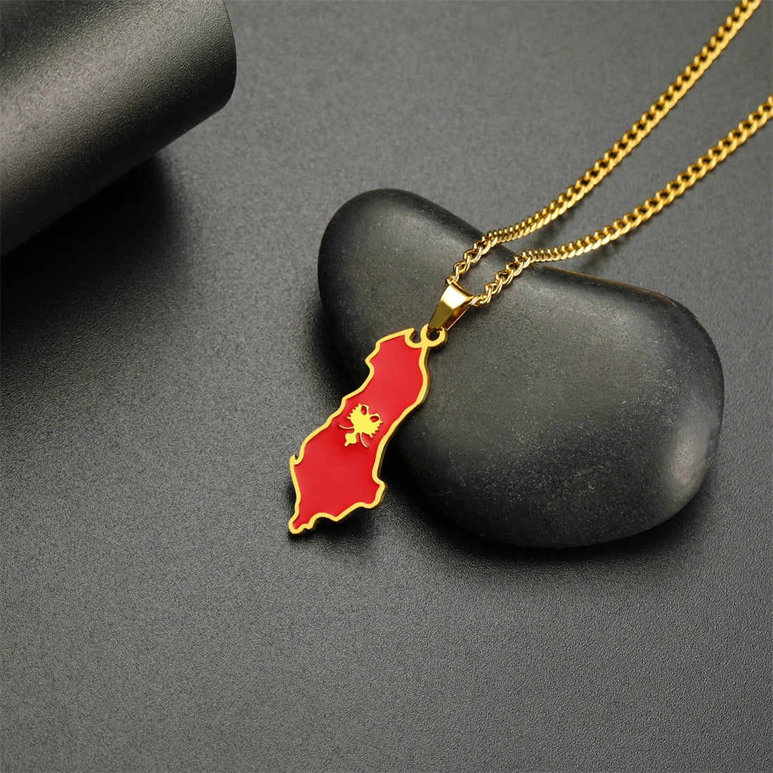 EUEAVAN European Country Map Necklace Stainless Steel Drip Oil Poland France Portugal Romania Ukraine Italy Germany Flag Jewelry