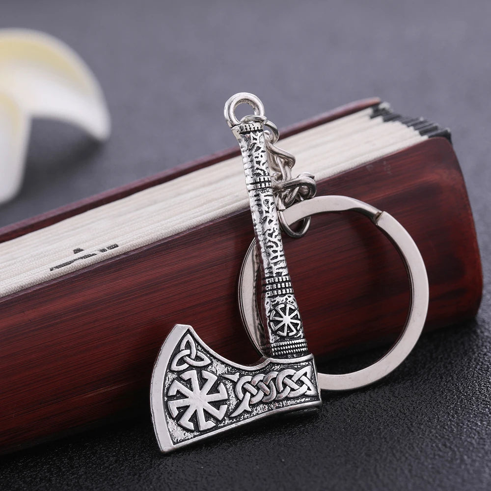 Porte-clés pendentif hache viking Dreamtimes en acier inoxydable, rune celtique vintage, bijou protecteur pour homme, cadeau en gros