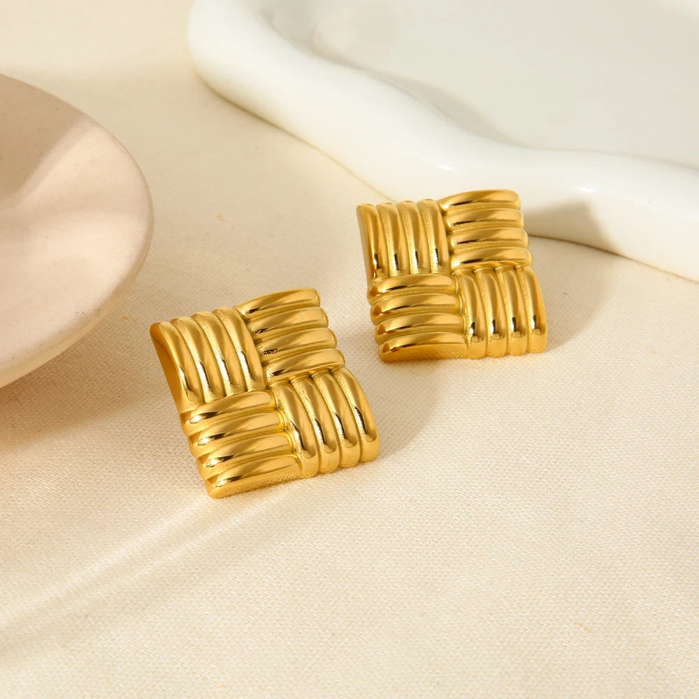 INS Trend 18K PVD vergoldeter Edelstahl Chunky Knot Square Statement Ohrstecker Textur Ohrstecker Schmuck Geschenk