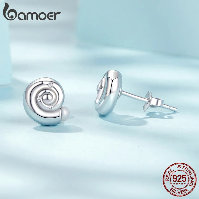 BAMOER Vergoldete Muschelohrringe, 925er Sterlingsilber, Ohrstecker mit Muschel, Strandschmuck, Geschenke für Frauen, SCE1827