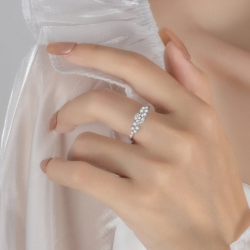 PERFANY 0.5CT Women's Moissanite Ring S925 Pure Silver Shining Laboratory Diamond Wedding Band Luxury Wedding Jewelry