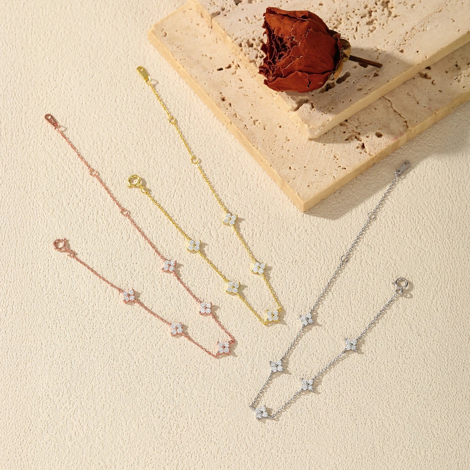 MODIAN 925 Sterling Silver Trendy Exquisite Four-Leaf Clover Clear CZ Charms Bracelet For Women Fine Jewelry Accessories