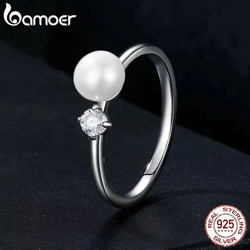 BAMOER Luxury Natural Pearl Moissanite Ring for Women, 925 Sterling Silver Elegant Anniversary Statement Gift Fine Jewelry
