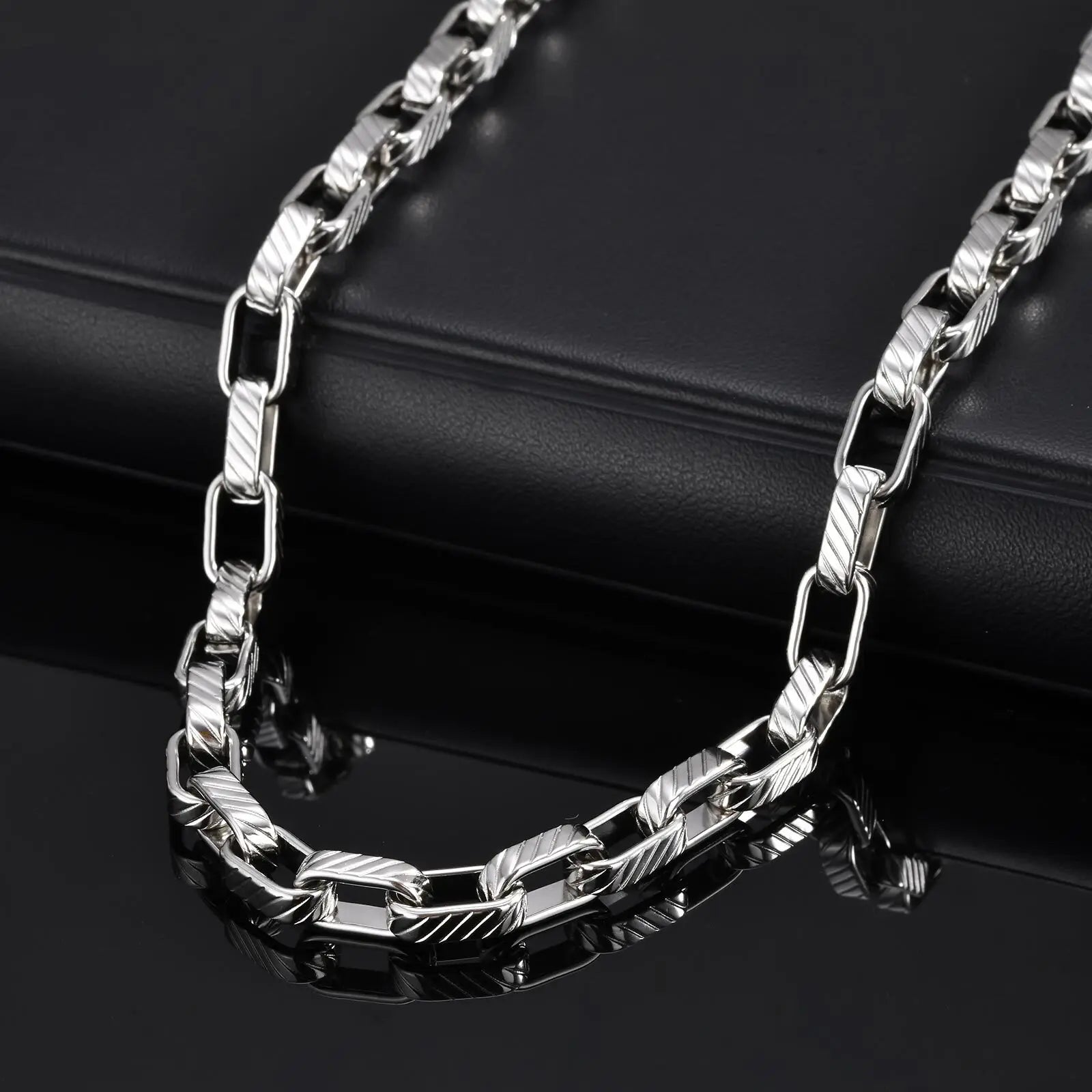 Vnox Heavy Punk 7.5mm Paperclip Chain Necklaces, Mens Waterproof Stainless Steel Rectangular Links Collar, Chunky Rock Jewelry