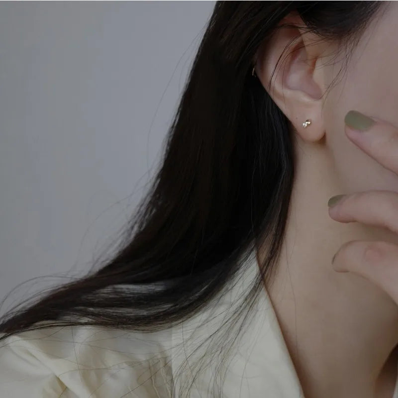 925 Sterling Silber vergoldet 14 Karat Gold Mini Facettierte Zirkon Ohrringe für Frauen Koreanischer Temperamentschmuck