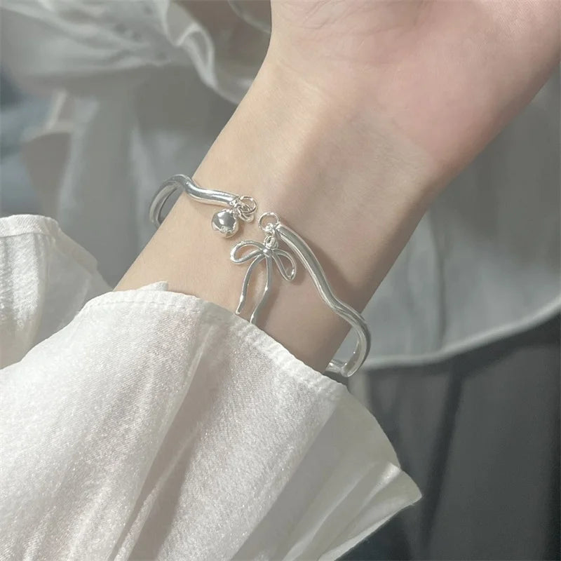 Korean Exquisite Butterfly Flower Push Pull Adjustable Bracelet For Women Silver Color Bowknot Bell Opening Bangle Party Jewelry
