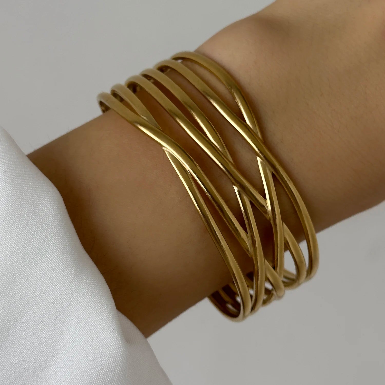 Stainless Steel Multilayer Wave Wide Bangles for Women Gold Color Metal Chunky Flower Cuff Bangle Bracelets Aesthetic Jewelry