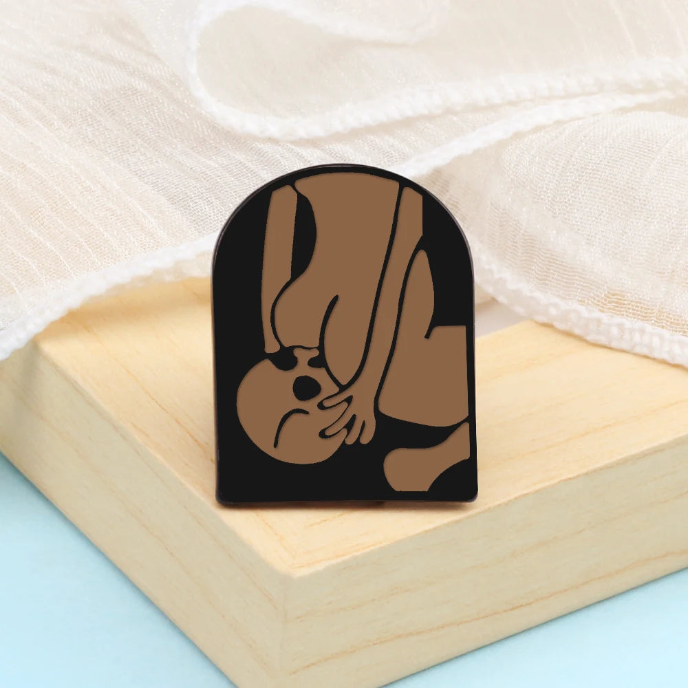 New Punk Style Dark Skull Enamel Pin High Quality FEELING GOOD Brooches Women Men Coat Lapel Pin Badges Jewelry Gift for Friend