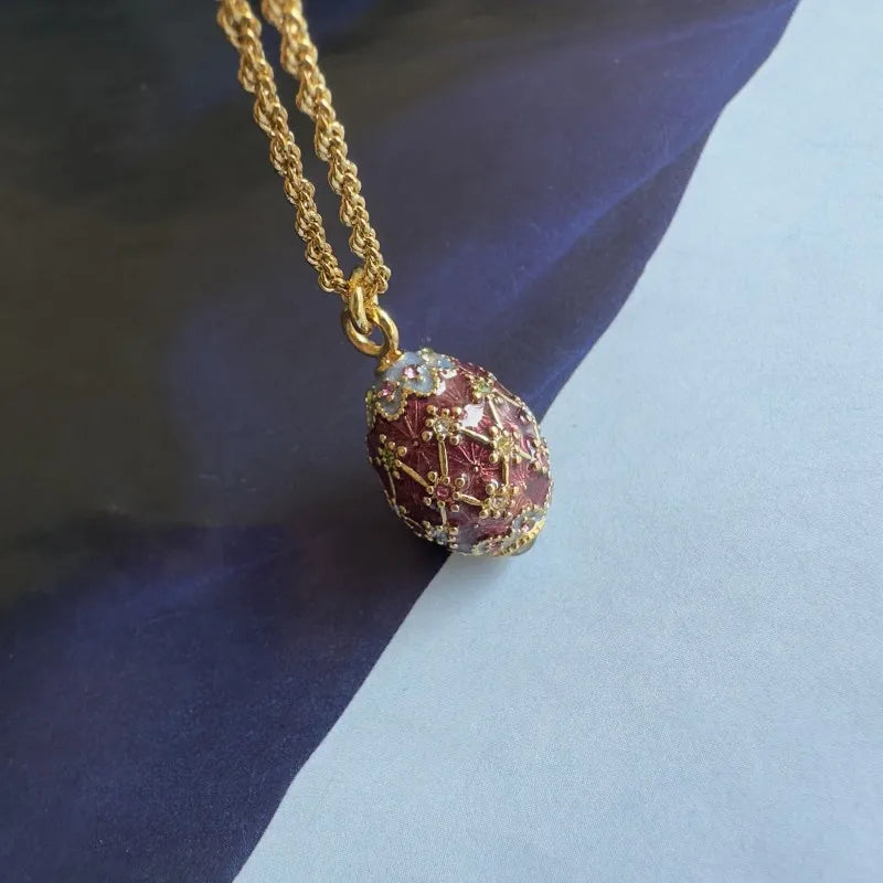 Fashion Jewelry Vintage Rus-Style Brass Enamel Easter Egg Necklace with Purple Flowers and Rhinestones Clavicle Chain for Women